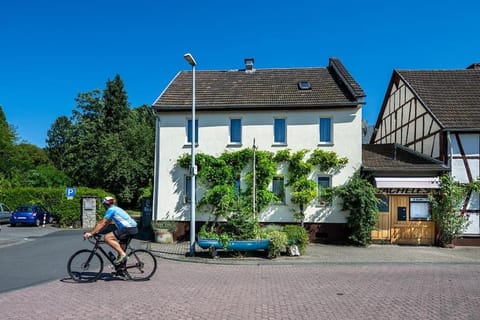 Property building, Day, Neighbourhood, Street view