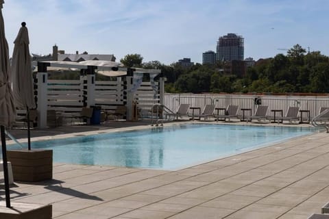 Pool view, Swimming pool