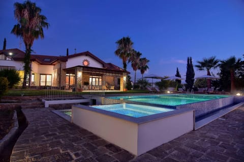 Incredible Large Villa In Paphos sleeps 14 Children Pool, Jacuzzi, Huge Garden Villa in Poli Crysochous