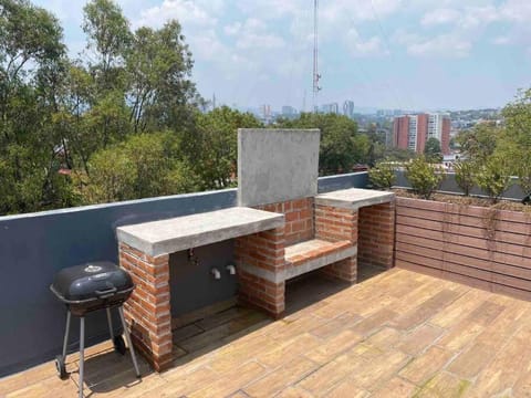 Gran Ubicacion Cerca de SSanta Fe KingSizeBed House in Mexico City