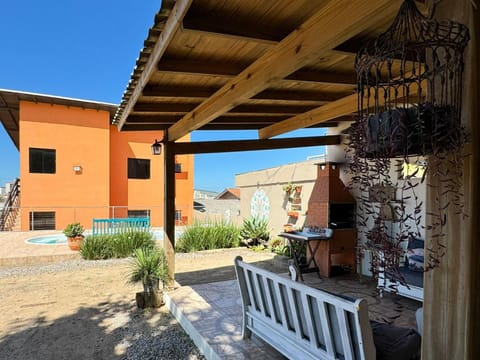 BBQ facilities, Seating area, Communal kitchen