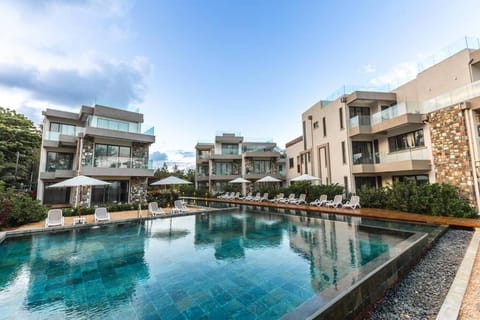 Penthouse Beachfront Ocean Terraces residence, Poste Lafayette-Apt-D3 Apartment in Flacq District, Mauritius