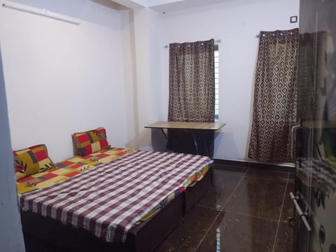 SUNROYAL stay Bed and Breakfast in Tirupati