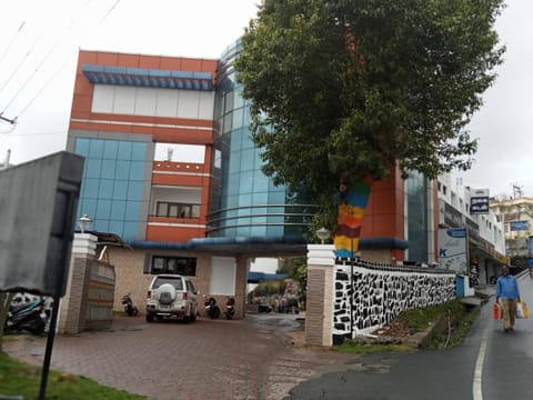 Property building, Street view, Location, Parking