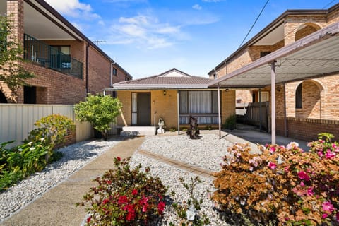 Property building, Garden, Garden view