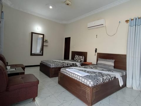 Photo of the whole room, Bedroom, air conditioner