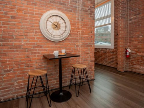 Jennifer's Vibrant Historic Brick Loft Private Apartment Apartment in Providence