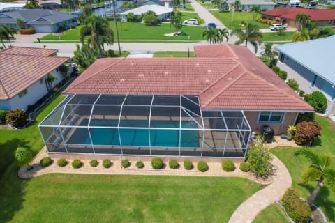 Property building, Bird's eye view