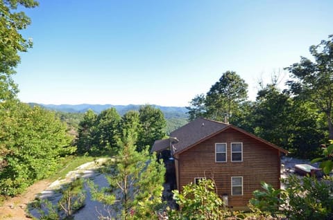 Goldies Hideaway House in Swain County