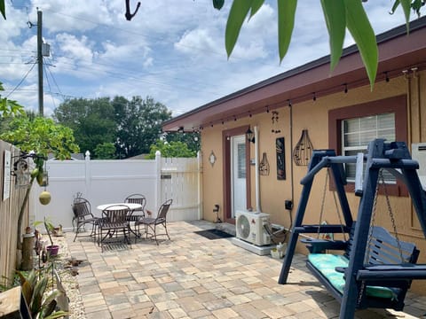 Patio, Seating area