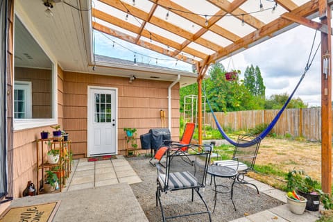 Guest Suite in Portland Area with Shared Patio Appartement in Hillsboro