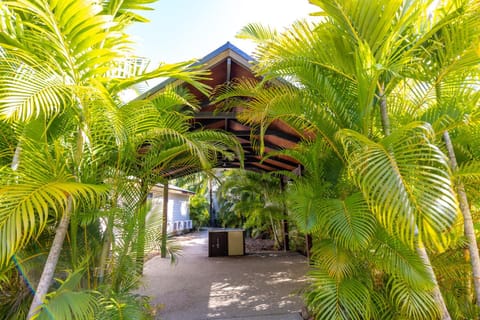 NRMA Airlie Beach Holiday Park Campground/ 
RV Resort in Whitsundays