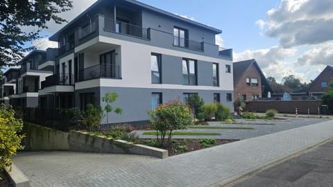 Property building, Street view