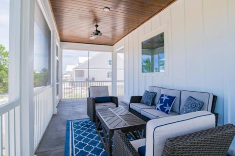 Patio, View (from property/room), Balcony/Terrace, Seating area