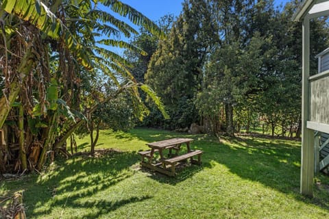 Garden, Dining area