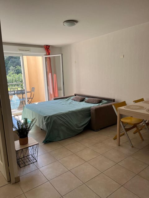 Fabuleux appartement avec piscine Apartment in Roquebrune-sur-Argens