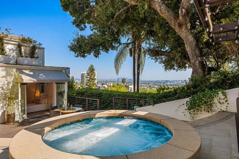 Property building, Patio, Day, Hot Tub, View (from property/room), sunbed