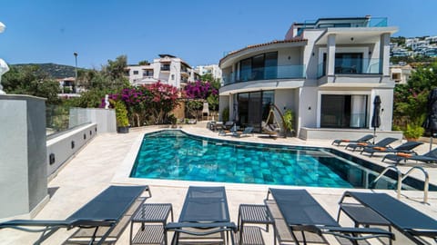 Kalkan 5 Bedroom Villa - 1088 Villa in Kalkan Belediyesi