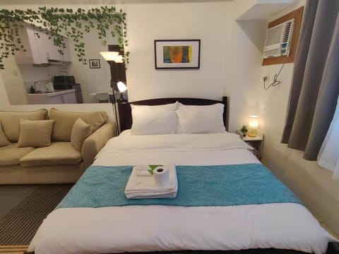 1BR Condotel Ridgewood Towers Taguig City #RW15 Apartment in Makati