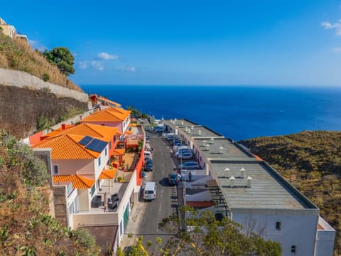 Property building, Neighbourhood, Sea view