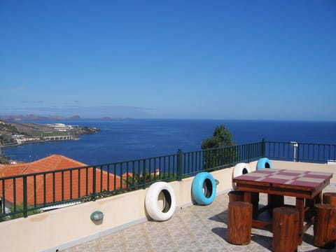 Residencia ANA Bed and Breakfast in Madeira District