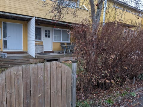 Property building, Spring, Day, Garden, Garden view