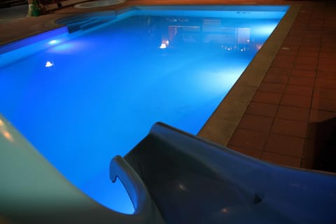 Night, Swimming pool