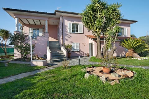 Villa Lucia Villa in Ameglia