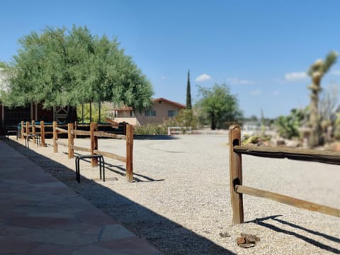 Johua Tree Ranch House Motel - Downtown - Room #5 Motel in Joshua Tree