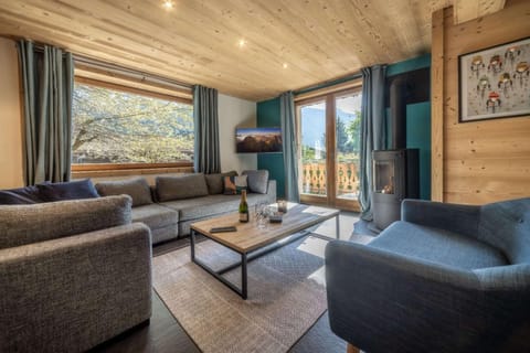 CHALET ROJI: superbe chalet moderne pour 10 personnes proche du centre Chalet in Les Gets