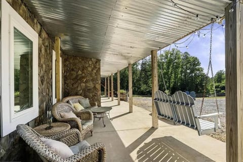 Patio, Balcony/Terrace, Seating area