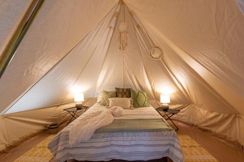 Experience Stay at the Glamping Loft Lake Geneva - Group Stays - 12 Stylish Tent Suites - Kitchen & Bar Luxury tent in Lake Geneva