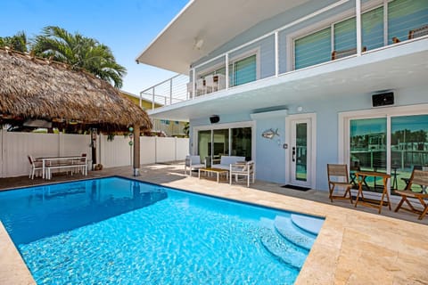 Treasure Harbor Hideaway - Upper Casa in Plantation Key