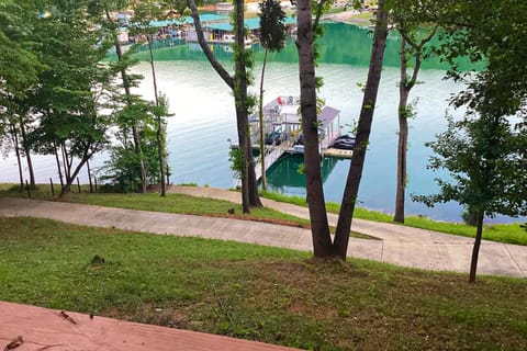 Rock The Dock House in Norris Lake