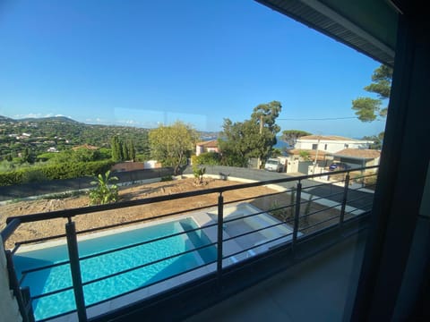 Plage de la Nartelle Maison vue mer Villa in Sainte-Maxime