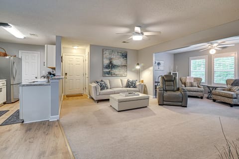 4 Mi to Brookgreen Gardens Murrells Inlet Condo Apartment in Murrells Inlet