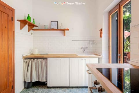 Firefly House, Terre Marine Apartment in Cinque Terre