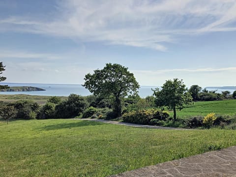 Villa Trébéron - Vue mer exceptionnelle à Crozon House in Crozon