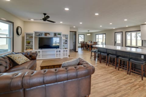 Iowa Family Home with Valley Views and Rooftop Deck House in Iowa