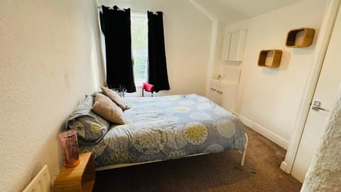 Ella street Double room Bed and Breakfast in Hull