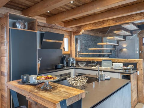 Chalet de luxe skis aux pieds, jacuzzi et sauna - FR-1-809-2 Chalet in Villard-sur-Doron