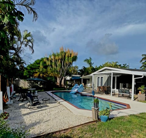 Patio, Day, Garden, Garden view, Pool view, Swimming pool, sunbed