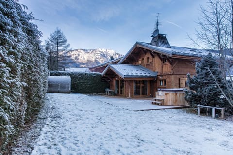 Property building, Garden, Hot Tub