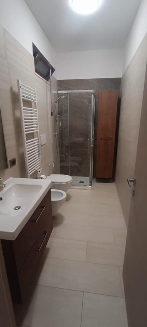 Shower, Toilet, Bathroom, bidet, heating