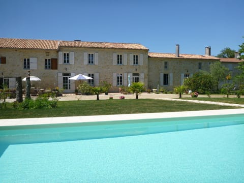 Facade/entrance, Summer, Pool view