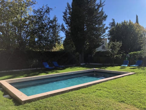 Pool view, Swimming pool, sunbed