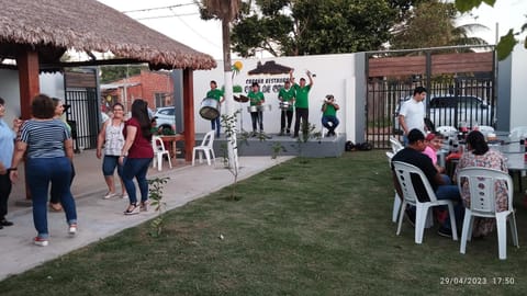 Cabaña Casa de Campo House in Santa Cruz de la Sierra