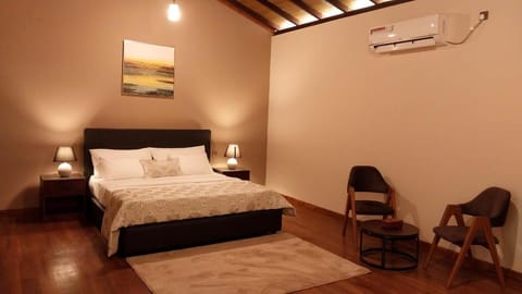 Bed, Photo of the whole room, Bedroom, air conditioner