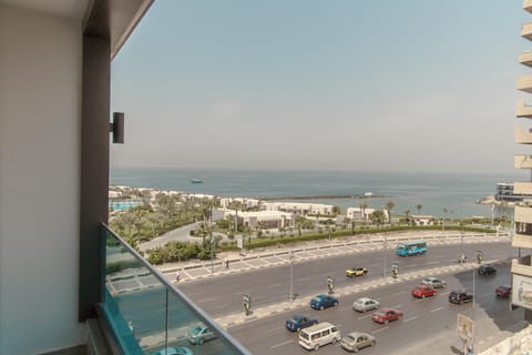 City view, Sea view, Street view, Location