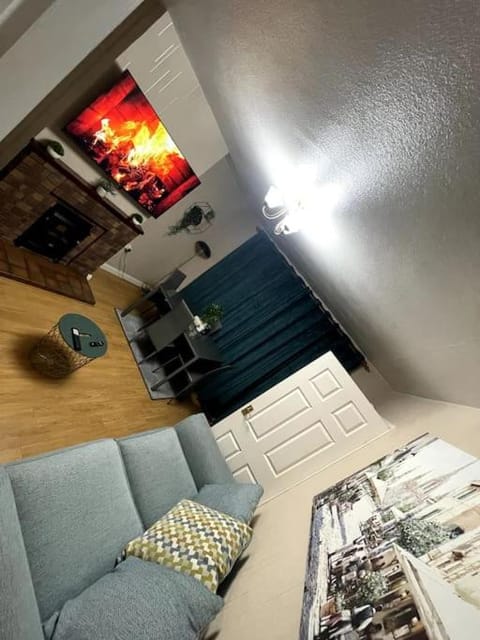 Entire 2 Bedroom Home in Belfast Apartment in Belfast